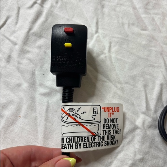 Conair 1875 Red Hair Dryer - Picture 7 of 8